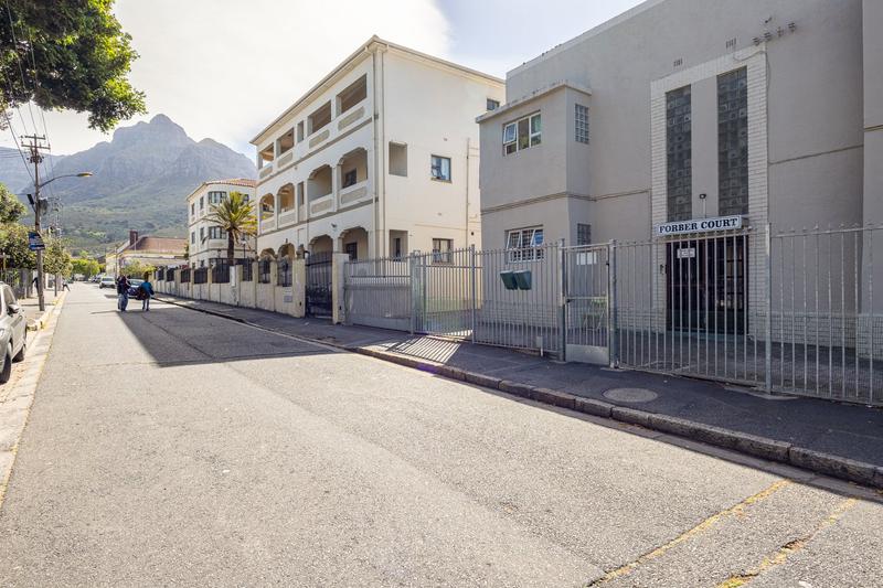 1 Bedroom Property for Sale in Mowbray Western Cape